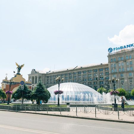 Apartament On Independence Square Kiev Bagian luar foto
