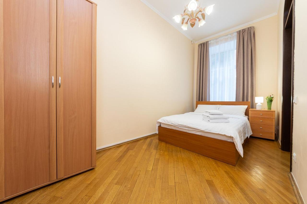 Apartament On Independence Square Kiev Bagian luar foto