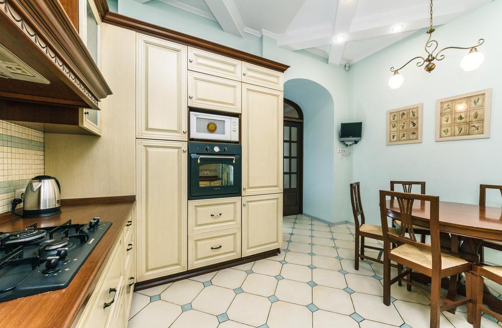 Apartament On Independence Square Kiev Bagian luar foto